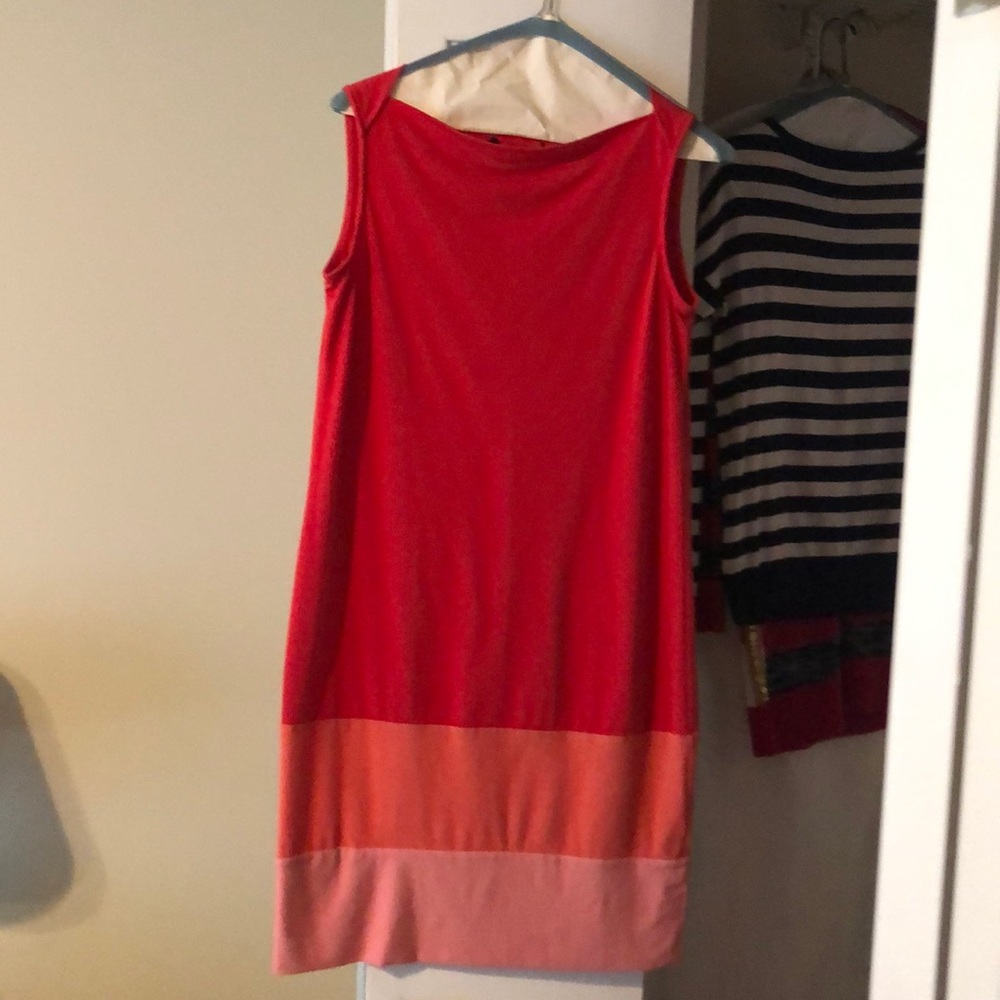 Short sleeve dress